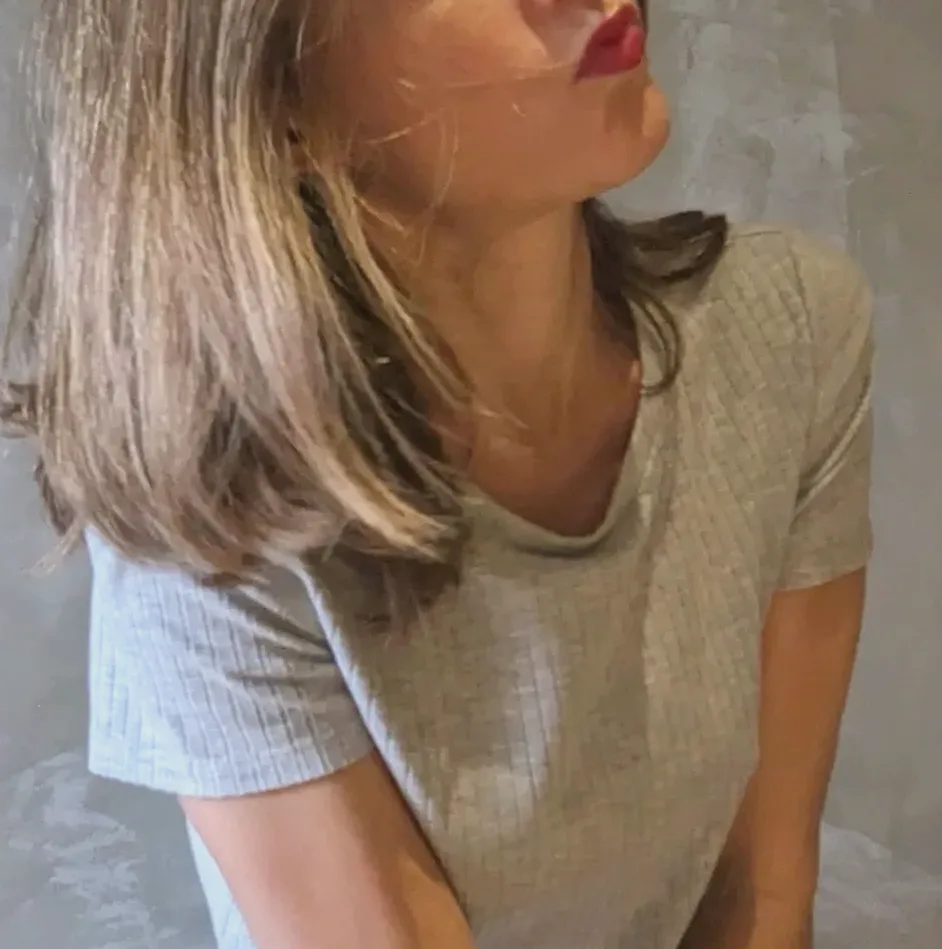 Aleksandra, 33