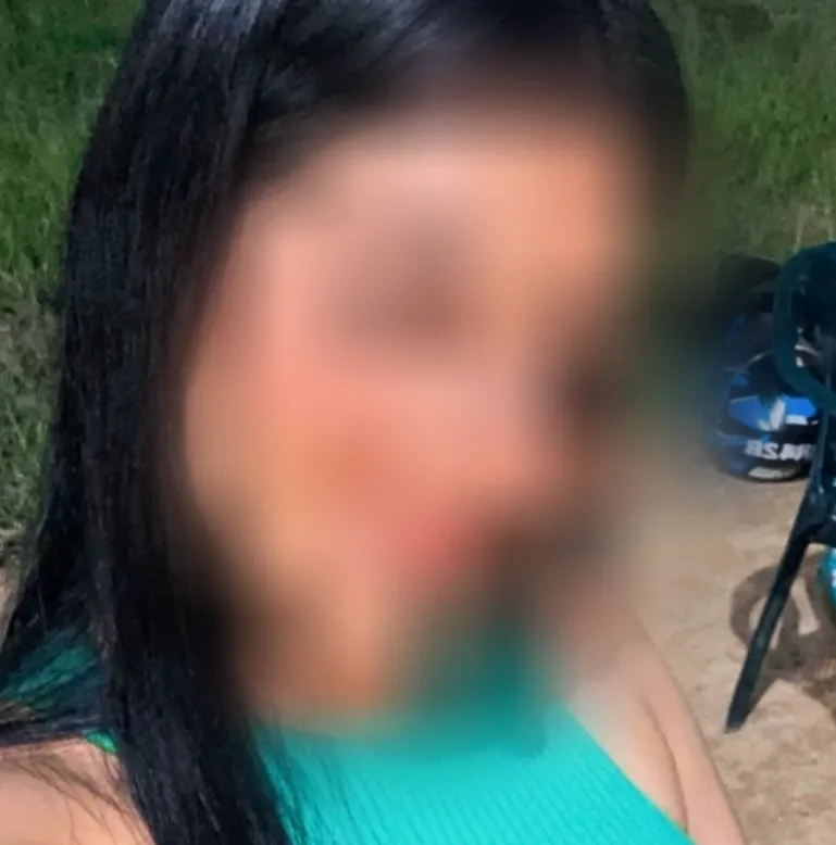 Marie, 20