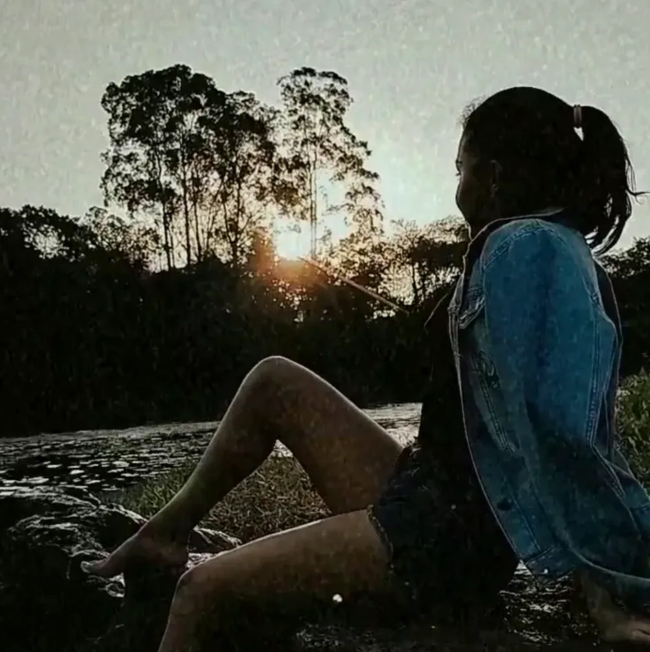 Sabine, 26